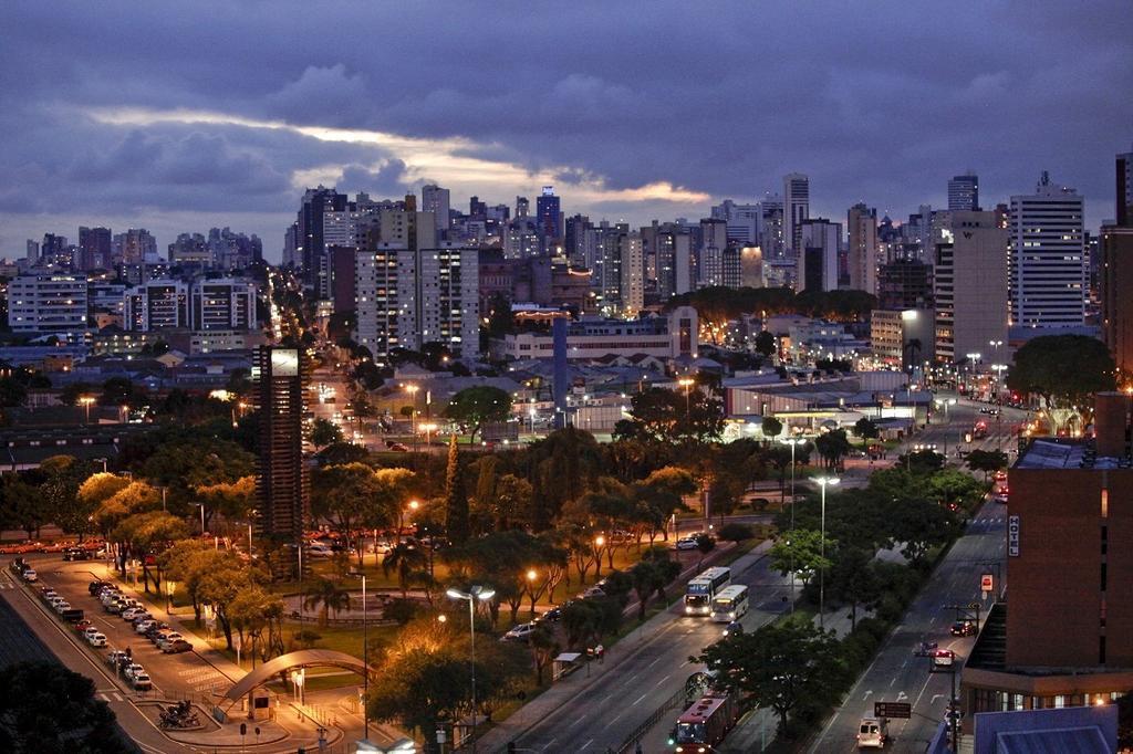 Rede Andrade Vernon Curitiba Exterior foto